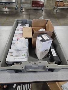 lot 29629 image: TOTE and Contents NEW Products