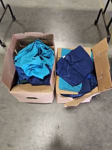 lot 29641 image: Medical Table Sheets Bulk Lot 2 Boxes Navy Teal