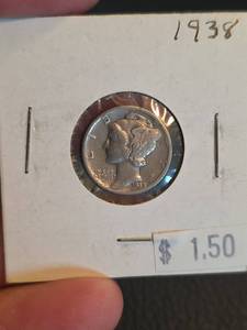 lot 121 image: 1938 Mercury silver dime