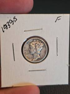 lot 122 image: 1939-S Mercury silver dime