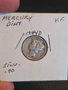 lot 137 image: 1944-D VF Mercury silver dime
