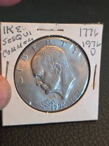 lot 207 image: Eisenhower Bicentennial dollar
