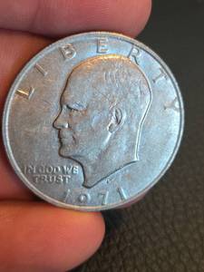 lot 211 image: 1971 Eisenhower dollar