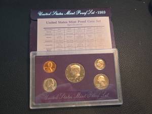 lot 224 image: 1989 US Proof Coin Set