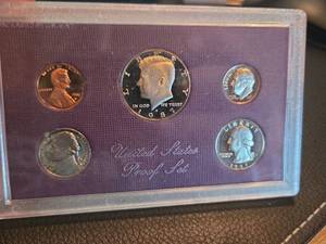 lot 225 image: 1987 US Proof Coin Set