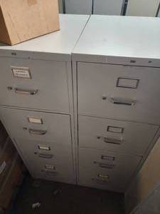 lot 71 image: Filing cabinets