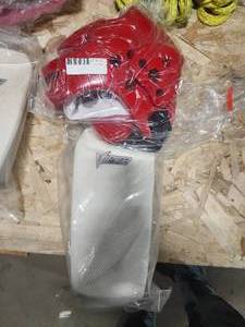 lot 111 image: Karate gear