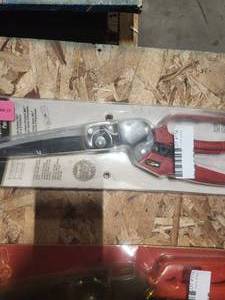 lot 114 image: Shears
