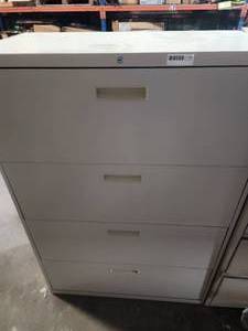 lot 124 image: Filing cabinet