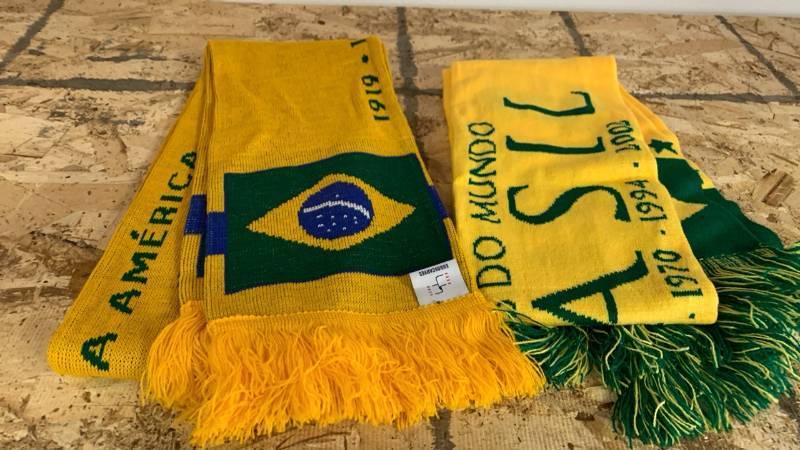 lot 707 image: Brasil Soccer Scarves Set of Two - Campeoes Do Mundo & Campeoes Da America UNK60