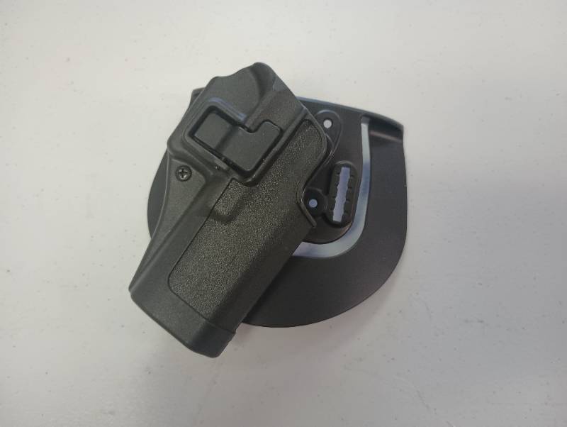 lot 723 image: Blackhawk SERPA CQC Concealment Holster with Paddle UNK60