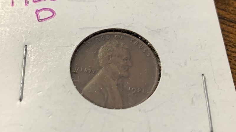 lot 31 image: 1928-D Lincoln Cent Penny Coin RC50