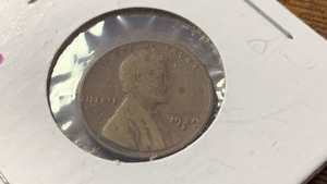 lot 32 image: 1929-S Lincoln Cent Penny Coin RC50