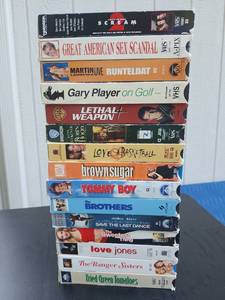 lot 301 image: VHS Movie Lot 15 Films Bundle