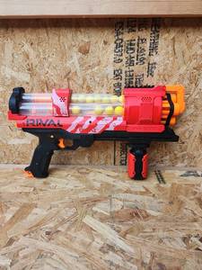lot 306 image: Nerf Rival XVII-3000 Blaster Red