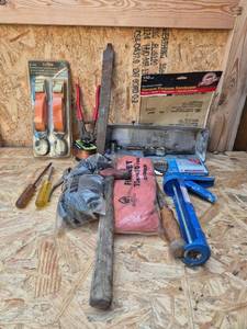 lot 340 image: Hand Tools Lot Including Cambuckle Tiedown Set, Claw Hammer, Pliers, Sandpaper