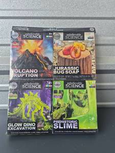 lot 370 image: Unbelievable Science 4-in-1 Ultimate Science Kit Set