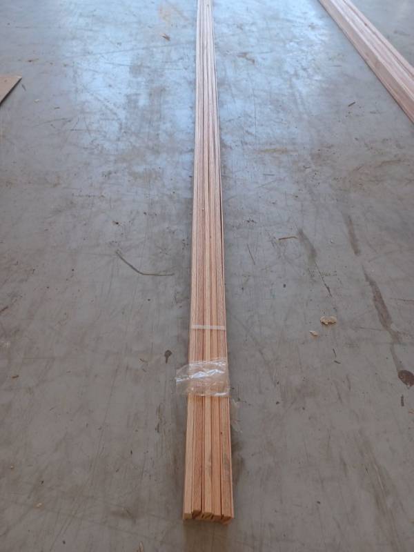 lot 60934 image: 100 Linear Feet Oak Casing