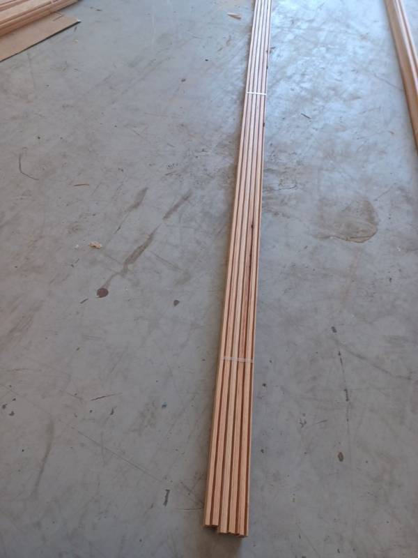 lot 60923 image: 120 Linear Feet Oak Base