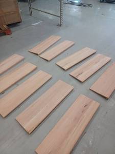lot 17932 image: Stair Tread, Oak, 10 Pieces, 36 Inches Wide