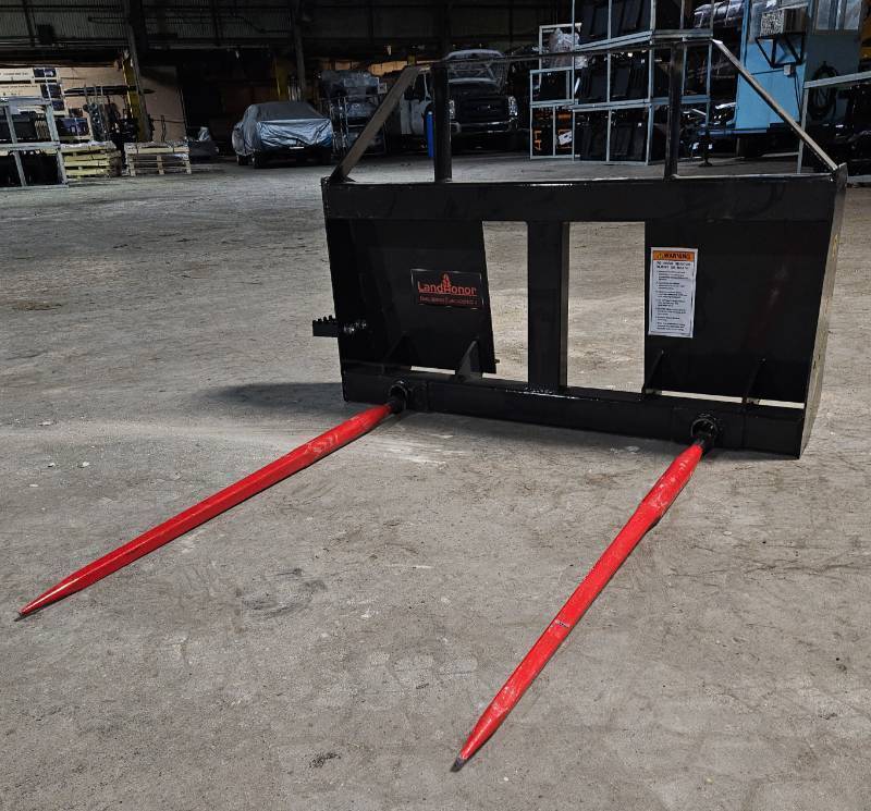 lot 3063 image: UNUSED LandHonor BS-12-2500G Bale Spears w Quick Attach Style Frame