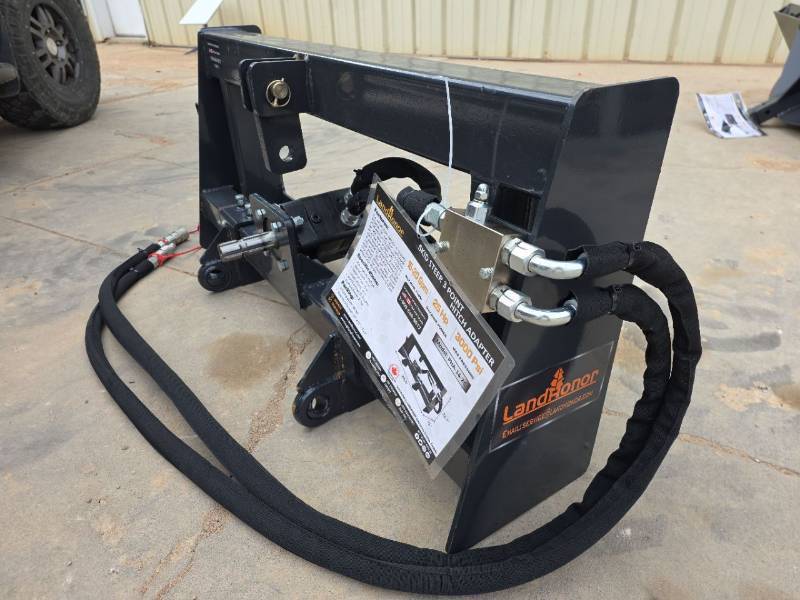 lot 3075 image: UNUSED LandHonor PHA-16-2C 25Hp Skid Steer 3 Point Hitch Adapter Attachment