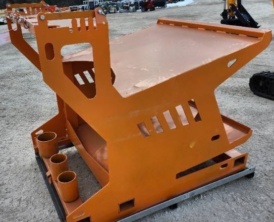 lot 3497 image: Unused Landhonor Grapple Pro Skid Steer Attachment Carrier  GP-12-48W