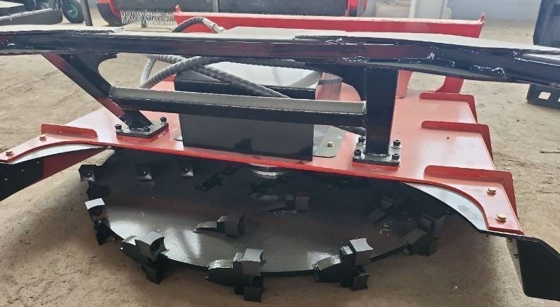 lot 8075 image: Unused 43-inch Skid Steer Disc Mulcher  XDM43