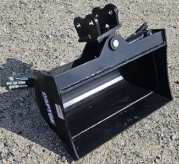lot 8367 image: CAPTOK 24inch Tilting Bucket For Excavator
