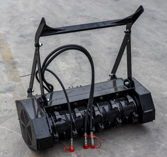 lot 8398 image: Unused Mini Skid Steer Mulcher  Model CK-ML45