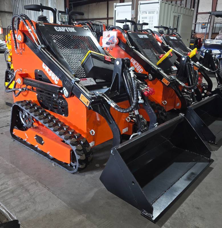lot 8240 image: Skid Steer Loader  CK36C