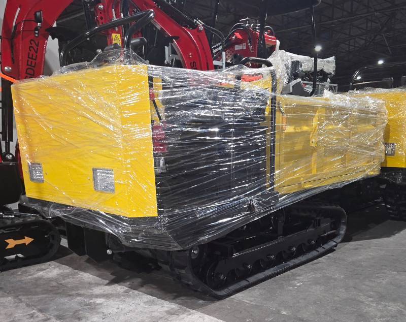 lot 5180 image: Unused SDLANCH CDWS25 Tracked Hydraulic DumperHauler-3307lb Load Capacity-RATO 420cc Gasoline Engine Top Speed 9.32mph Sides & Tailgate Fold Down or Removable for Flatbed Hauling-Electronic Ignition-Small Turn Radius