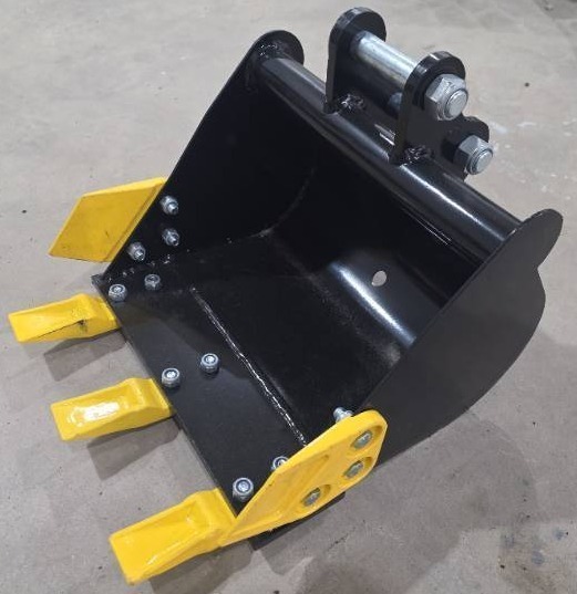 lot 5286 image: Unused SDLANCH 40cm Mini Excavator Toothed Bucket