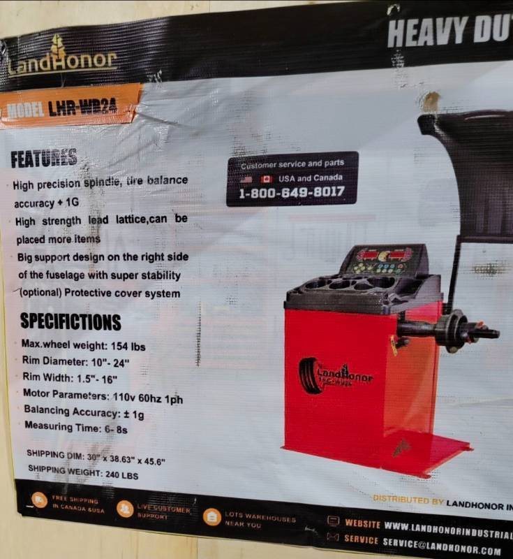 lot 3151 image: Unused LandHonor Heavy-Duty Wheel Balancer LHR-WB24 - 1 Gram Accuracy - Can Handle Large Diameter Wheels Up To 154lbs