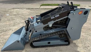 lot 450 image: Yanmar Diesel Powered Triple Pump Skid Steer Loader SSL1200