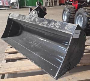 lot 8365 image: Captok 40in Tilting Excavator Bucket - 40 inches - Fits Excavators with 1in Pin Diameter