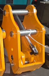 lot 8676 image: Unused Cat 302 Excavator Quick Attach Coupler Captok CK-K302 - Shaft Diameter 35mm Center Distance Dimensions130mm(5.12) Opening Length 105mm(4.13)