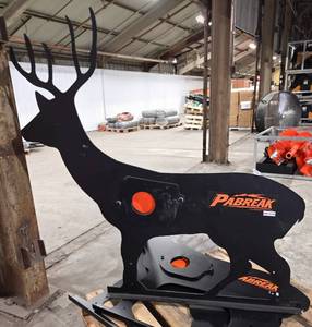 lot 10152 image: PABREAK Deer Shaped Shooting Target w Bolt On Stabilizing Foot Supports RB-2401