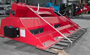 lot 1585 image: RAYTREE Skid Steer Power Rake Land Level  RMLL60