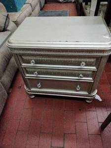 lot 63115 image: Hefner Platinum Nightstand