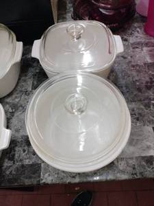 lot 63147 image: Set of 2 Corning Ware Dishes
