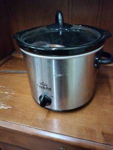 lot 63151 image: Rival Crock-Pot manual slow cooker
