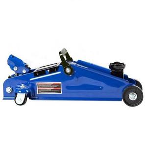 lot 63108 image: Duralast 2-Ton Hydraulic Trolly Jack with Case D2TTJ