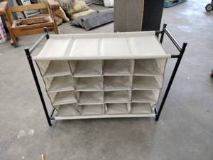 lot 60939 image: 16-compartment shoe rack