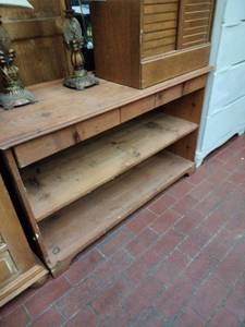lot 60963 image: Antique Pine Console Table with Drawers