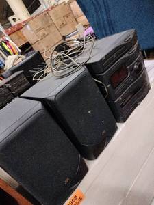 lot 60970 image: Vintage JVC compact stereo shelf system