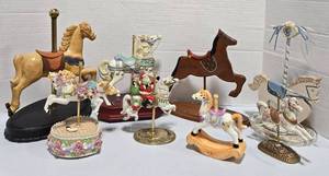 lot 786 image: Carousel Horse Figurine Collection Piece Lot Assorted Styles.