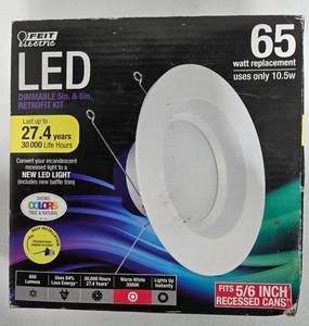 lot 826 image: Feit Ledr5693030k 650 Lumen 3000k 5 & 6 Inch Dimmable Retrofit Kit, Open Box Appears New