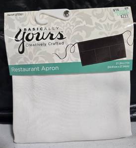 lot 839 image: Basically Yours Restaurant Apron 21.5in x 11in White with Pockets NEW