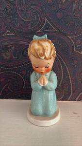 lot 121 image: A Childs Prayer Figurine Goebel